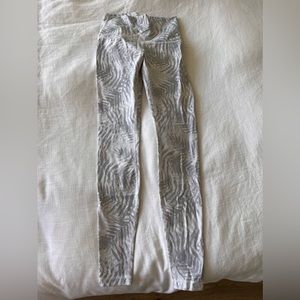 Lululemon Wunder Under legging